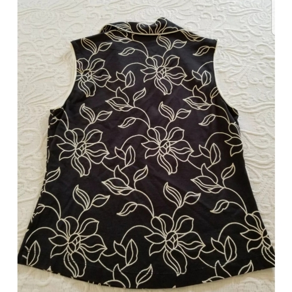 Magnolia lane Masters sleeveless collared golf top - Picture 5 of 6